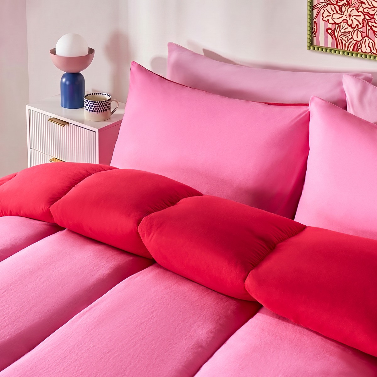 OHS Coverless 10.5 Tog Reversible Duvet Set - Hot Pink/Red>