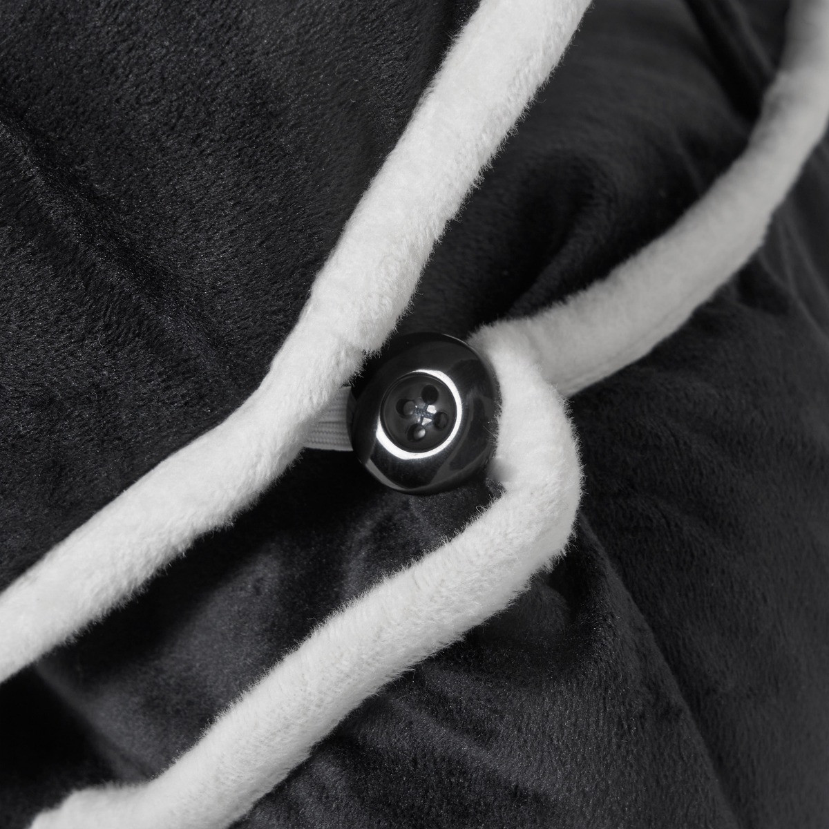 OHS Piped Edge Cuddle Cushion With Head Rest - Black>