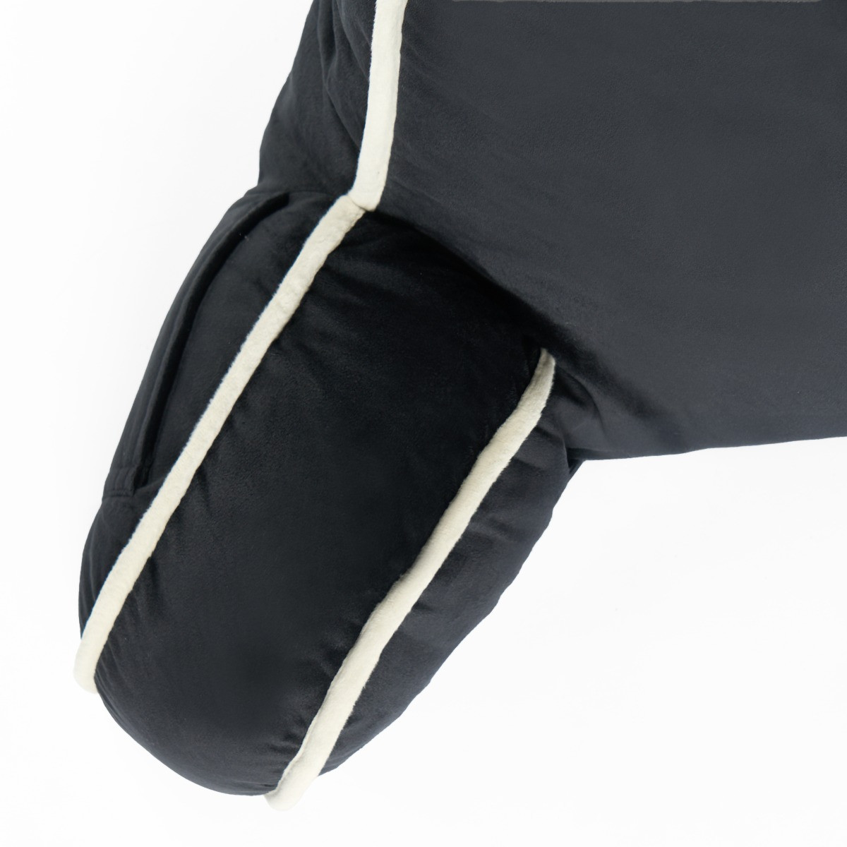 OHS Piped Edge Cuddle Cushion With Head Rest - Black>