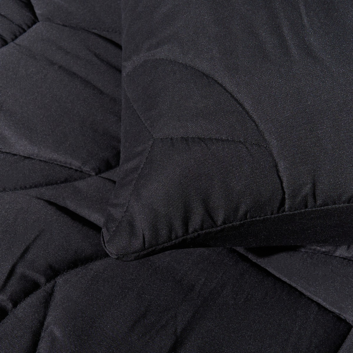 OHS Football Quilted Coverless 7.5 Tog Duvet Set - Black>