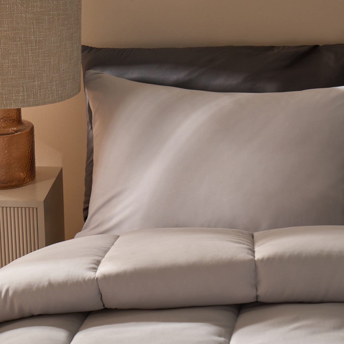 OHS Coverless 10.5 Tog Duvet Set, Silver - King>