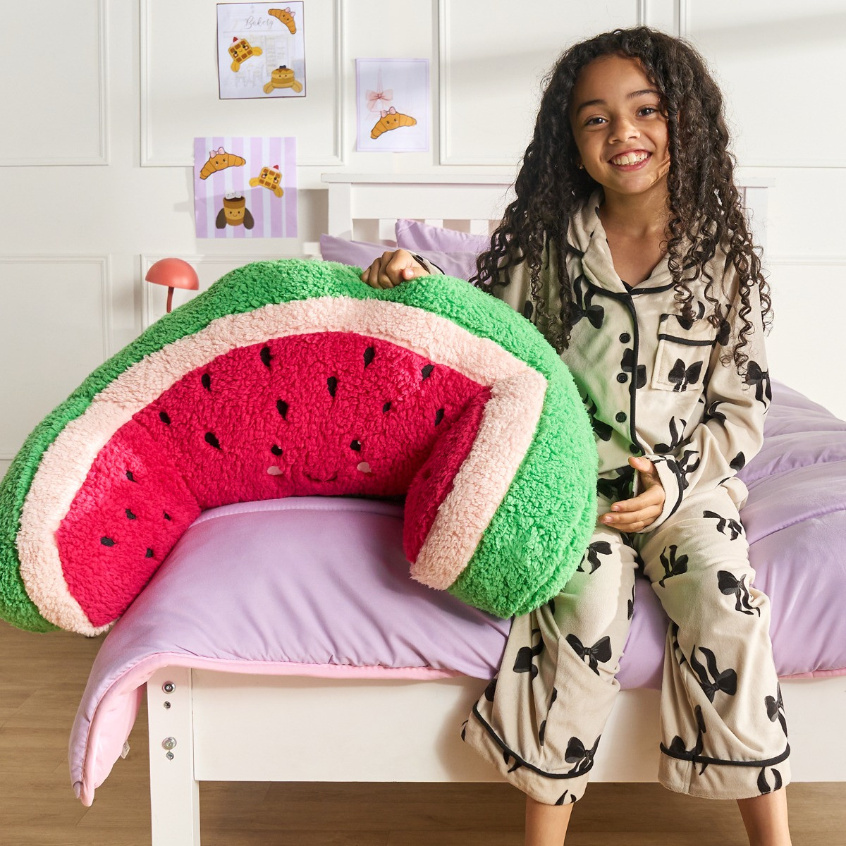 OHS Watermelon Cuddle Cushion - Green/Pink>