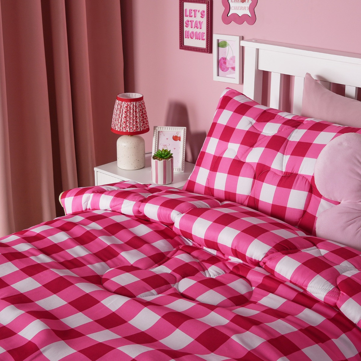 OHS Cherry Gingham Quilted Coverless 7.5 Tog Duvet Set - Red>
