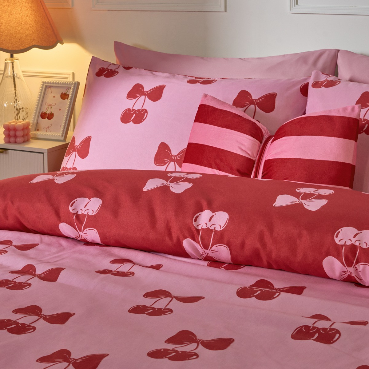 OHS Cherry Bow Print Reversible Duvet Cover Set, Pink/Red - Double>