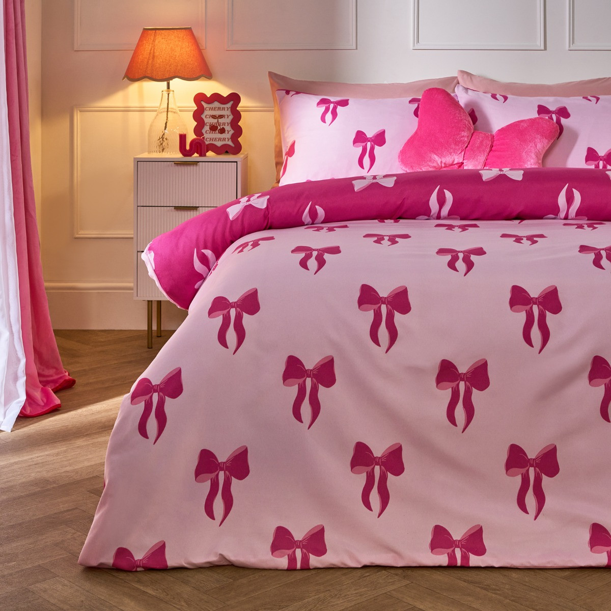 OHS Bow Print Reversible Duvet Cover Set, Pink/Hot Pink - Single>