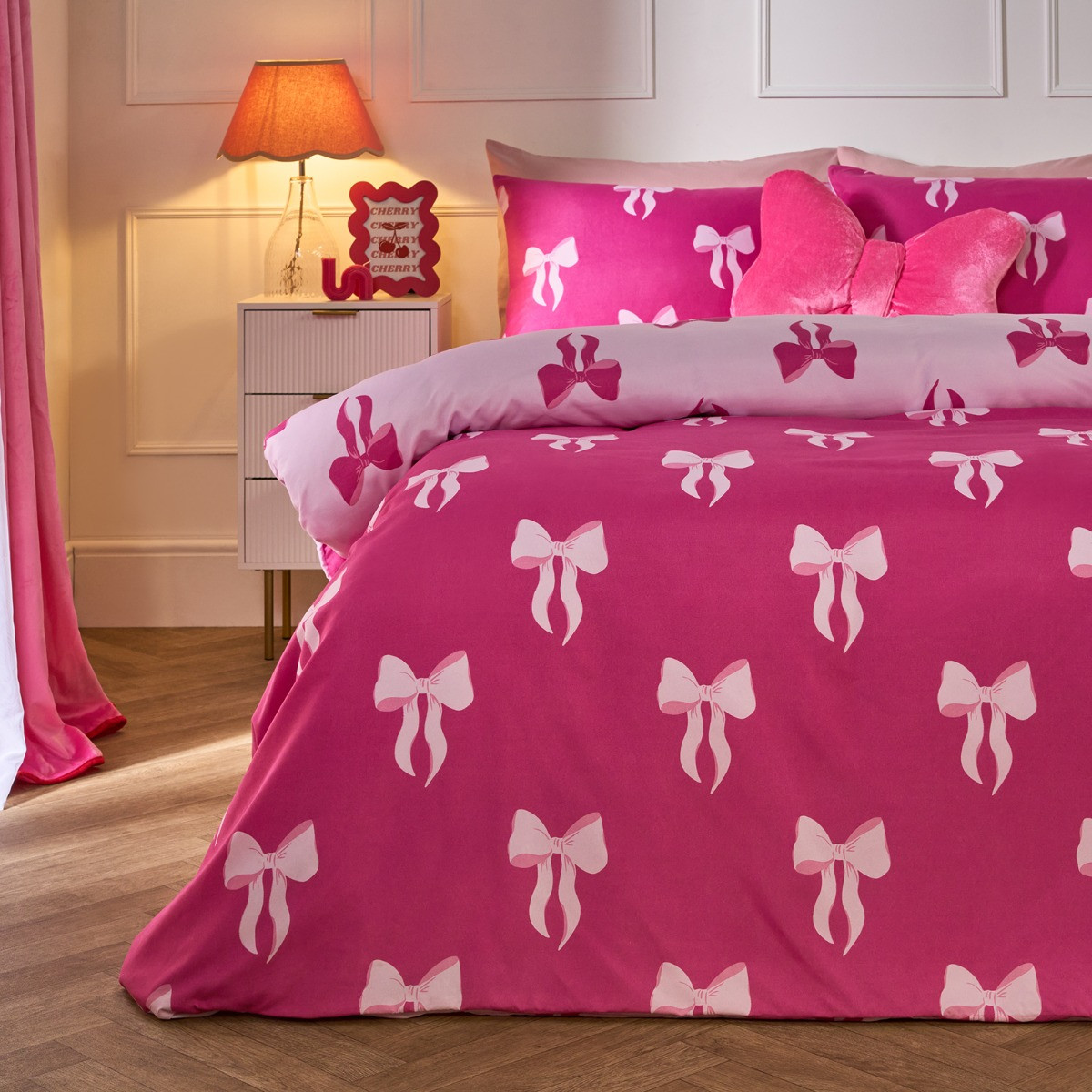 OHS Bow Print Reversible Duvet Cover Set, Pink/Hot Pink - Double>