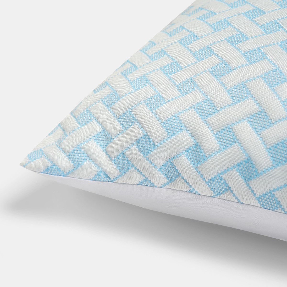 OHS Cooling Pillow -  White/Blue>