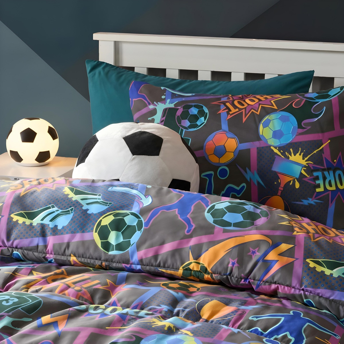 OHS Football Comic Coverless 10.5 Tog Duvet Set, Multi - Single>