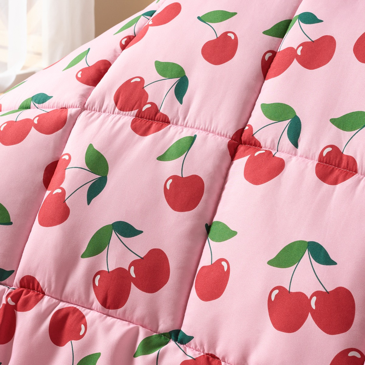 OHS Cherry Print Frill Edge Coverless 7.5 Tog Duvet Set - Pink/Red >