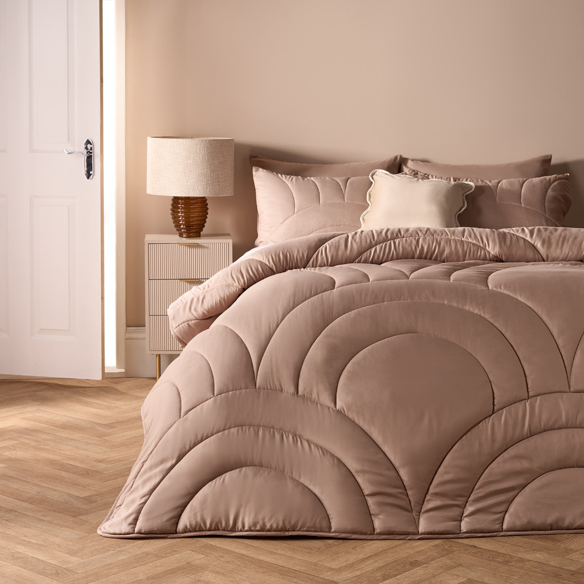 OHS Arches Quilted Coverless 7.5 Tog Duvet Set, Natural - Single>
