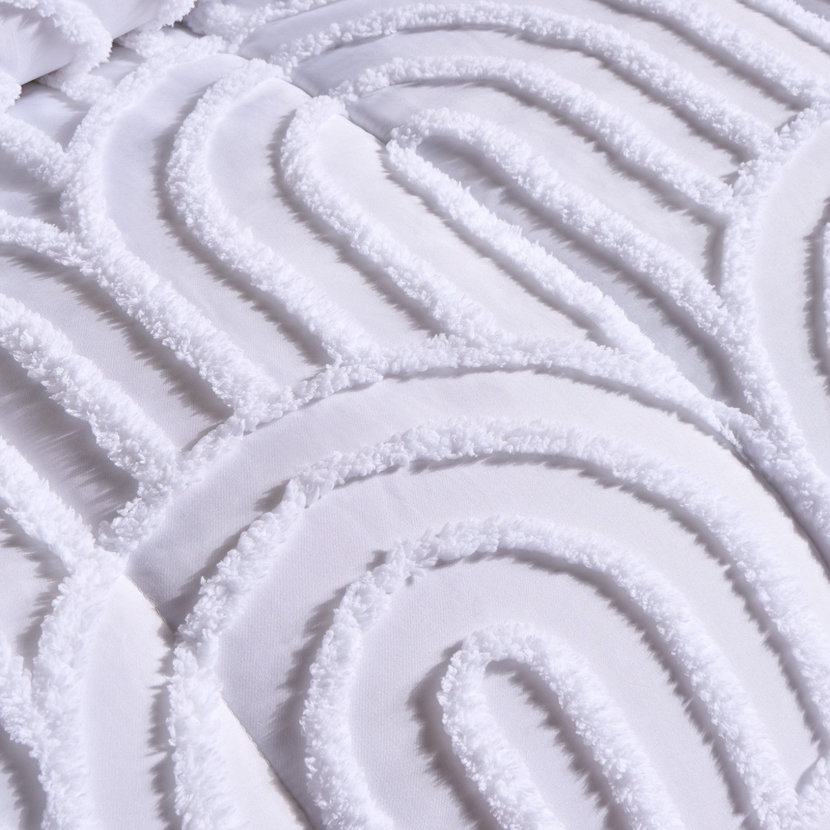 OHS Tufted Arches Quilted Coverless 7.5 Tog Duvet Set, White - Double>