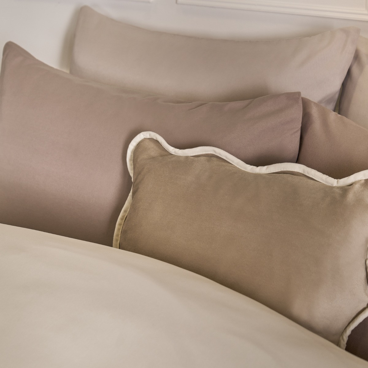 OHS Plain Reversible Duvet Set, Mink/Ivory -  King>