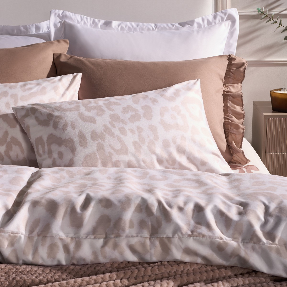 OHS Leopard Print Duvet Cover Set, Stone - Single>