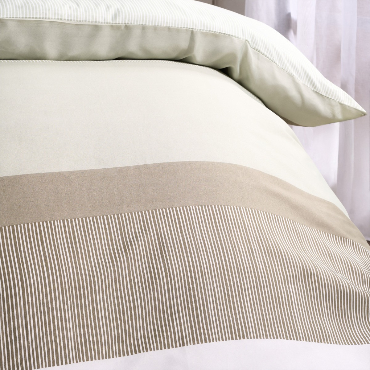 OHS Multi Stripe Duvet Set, Sage - Single>