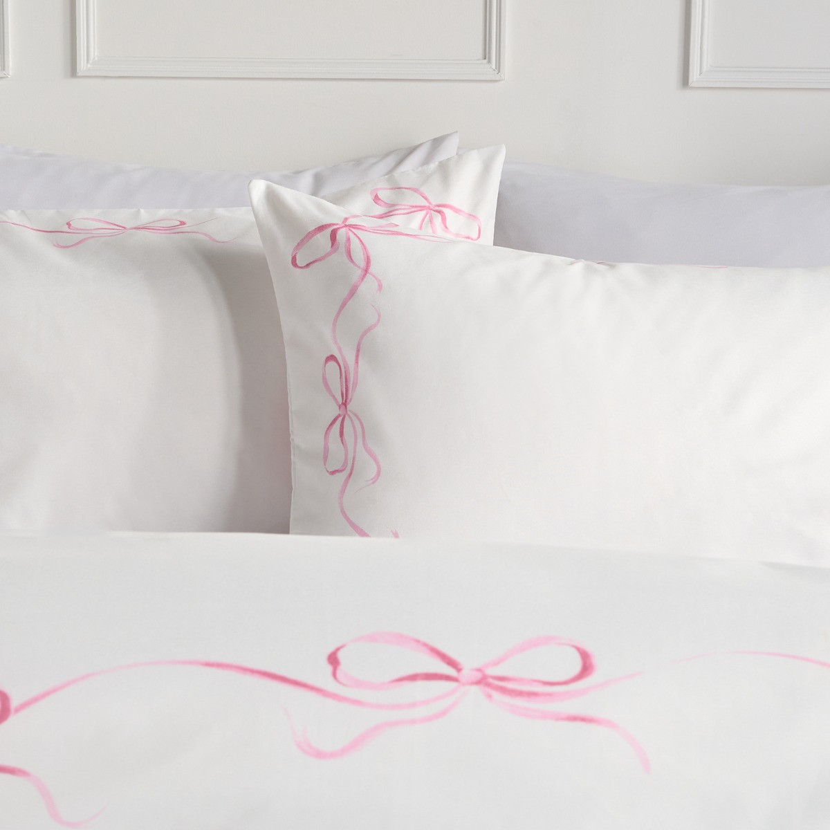 OHS Bow Border Duvet Cover Set, White/Pink - King>