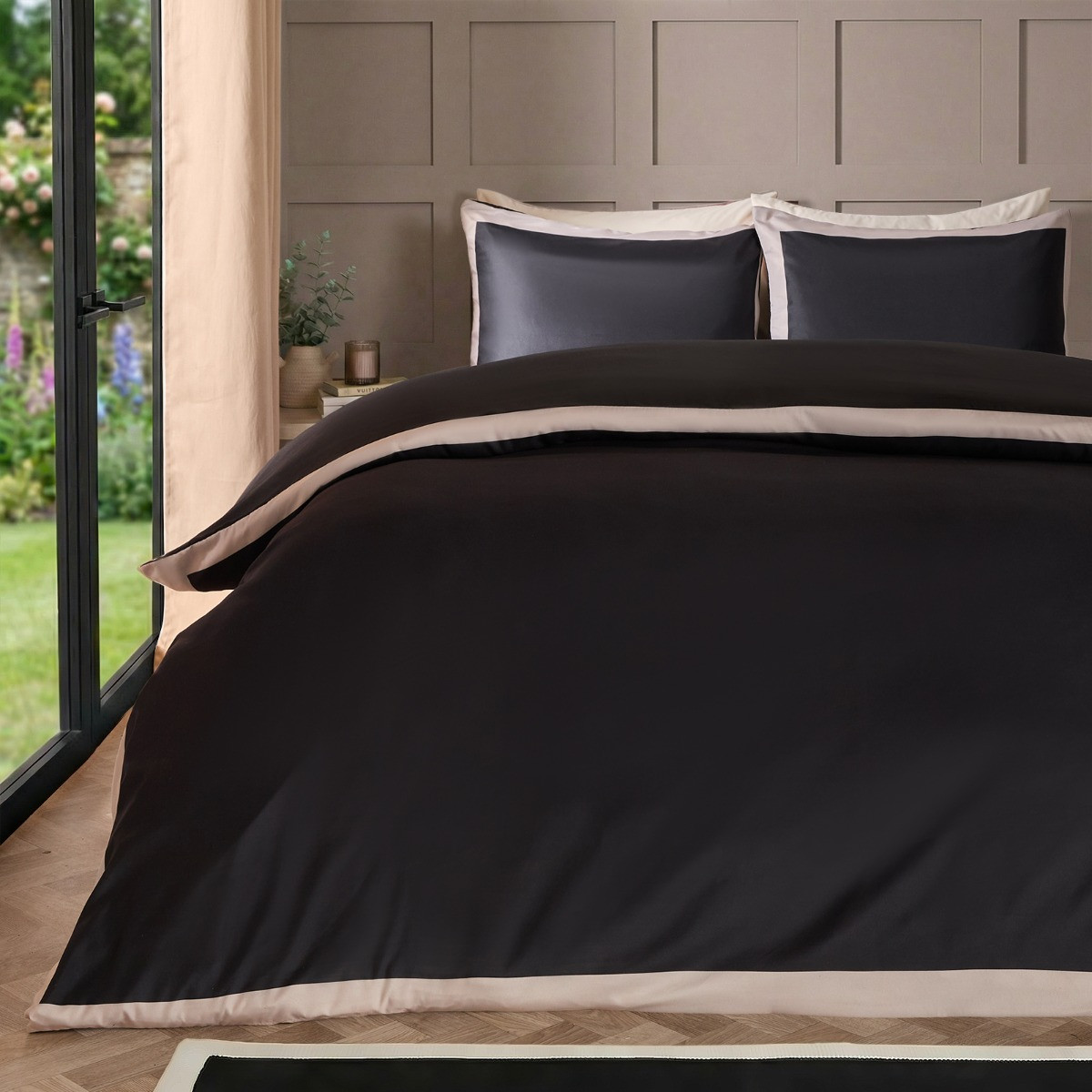 OHS Contrast Border Duvet Cover Set, Black/Stone - Double>