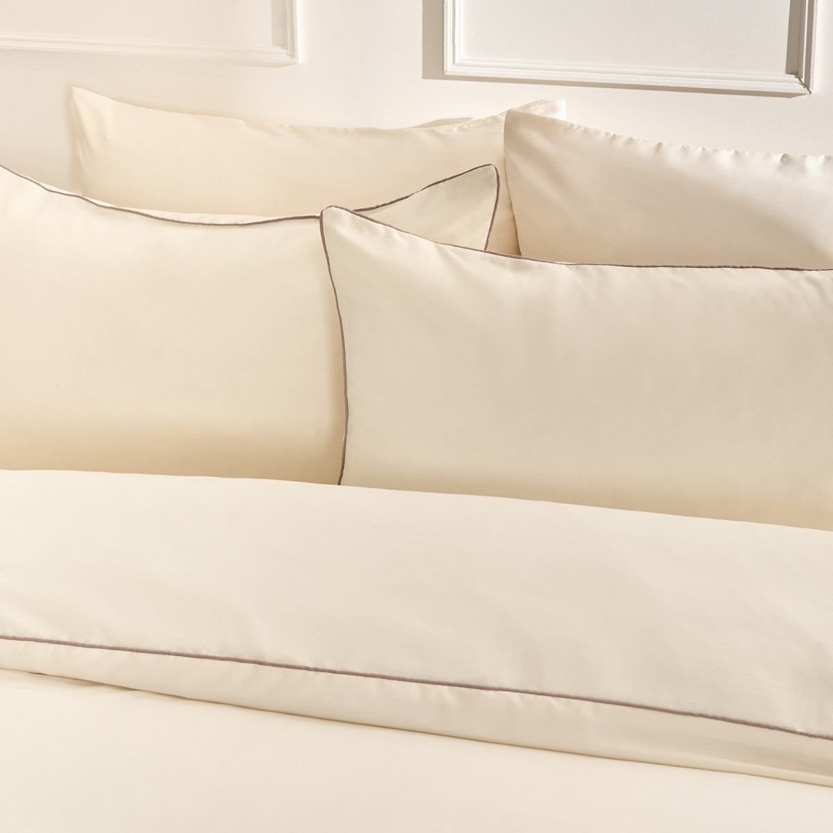 OHS Piped Edge Duvet Cover Set, Ivory/Mink - Double>