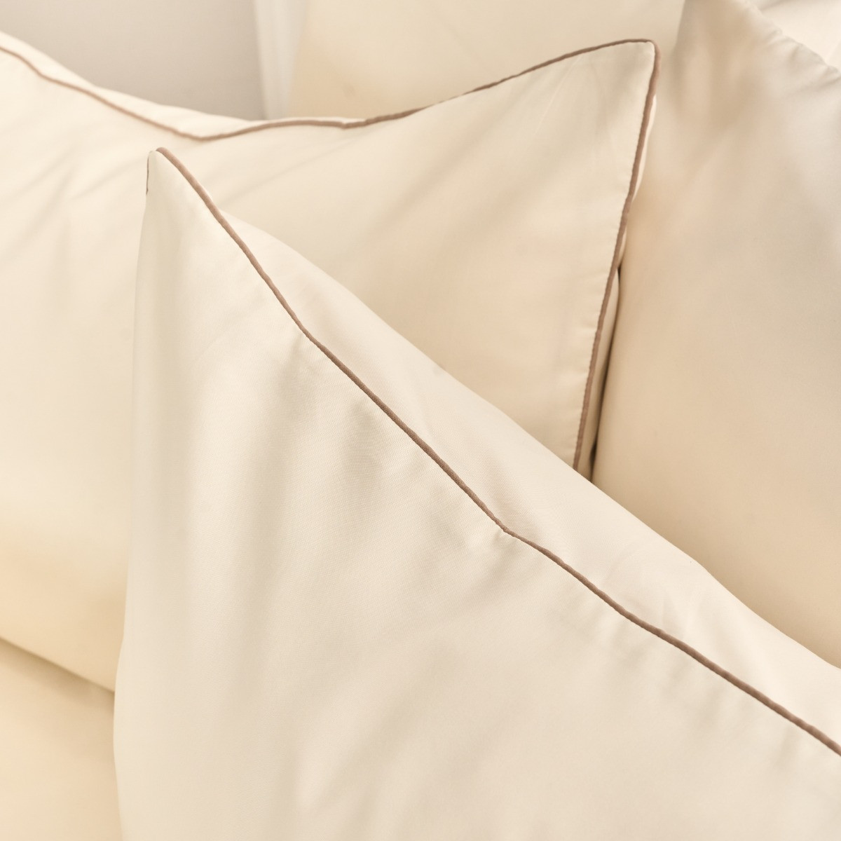 OHS Piped Edge Duvet Cover Set - Ivory/Mink>