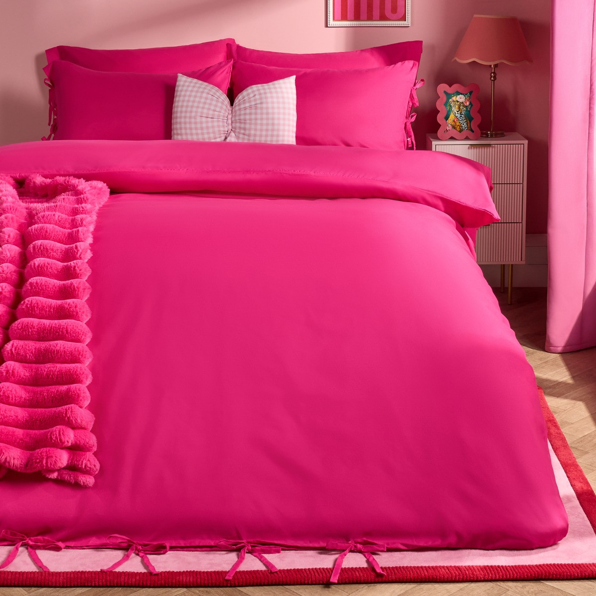 OHS Bow Tie Plain Dye Duvet Set - Hot Pink>