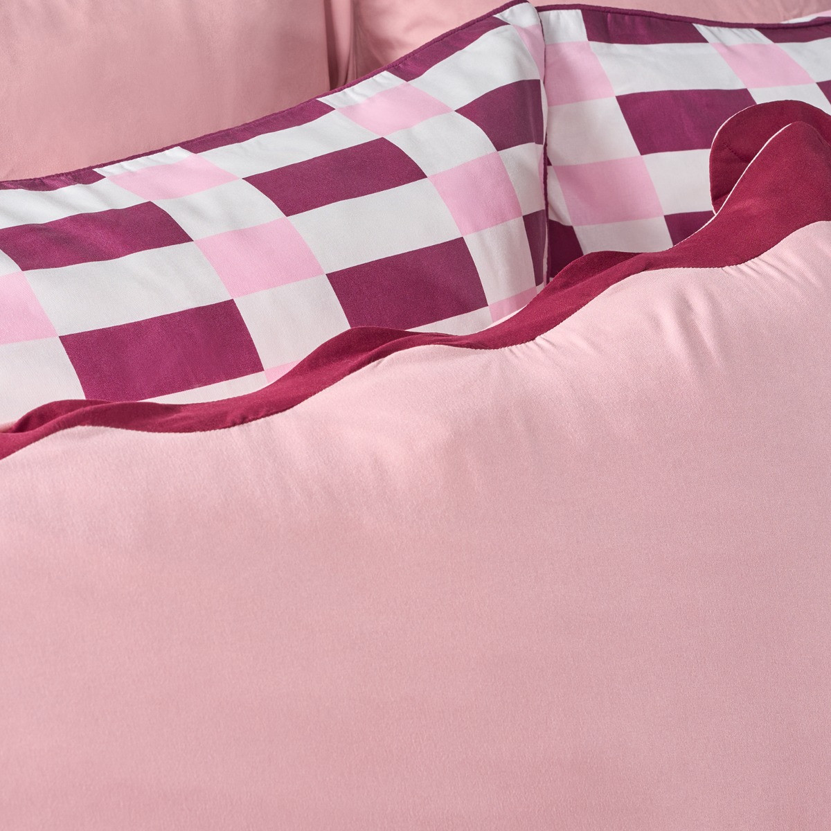 OHS Scallop Edge Duvet Cover Set, Blush/Burgundy - Single >