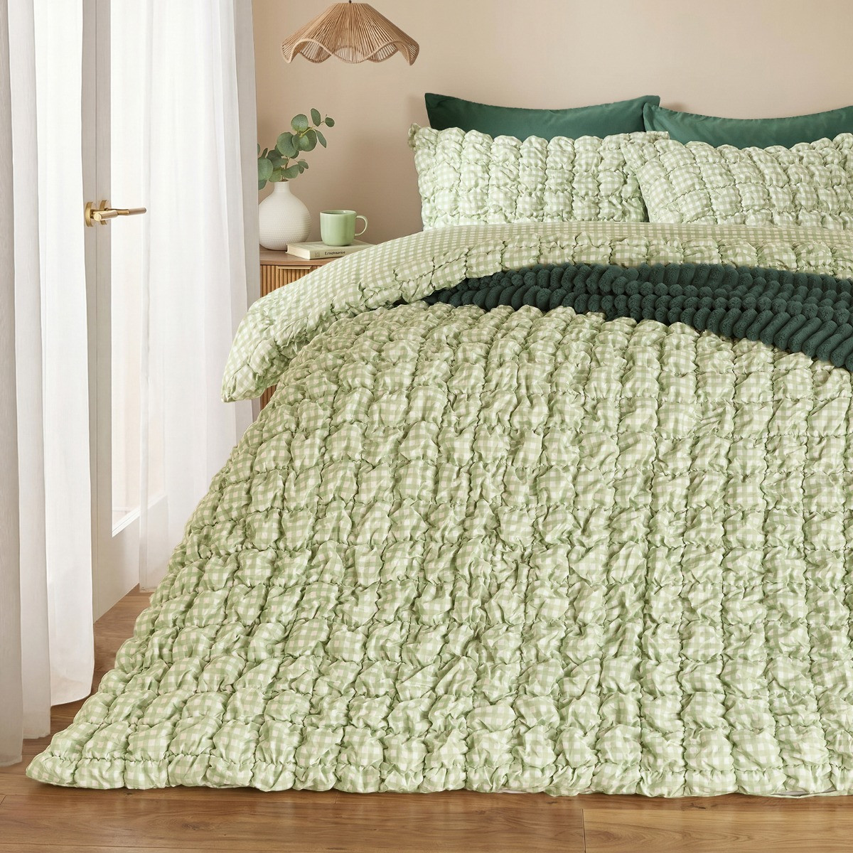 OHS Quilted Seersucker Gingham Duvet Cover Set, Sage - Single>