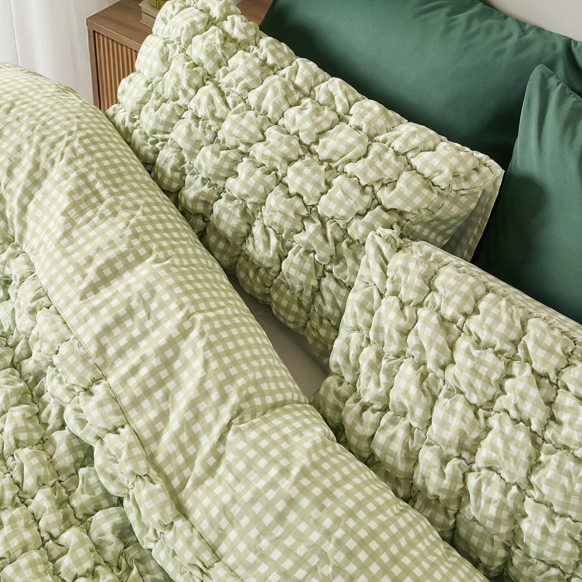 OHS Quilted Seersucker Gingham Duvet Cover Set, Sage - Single>
