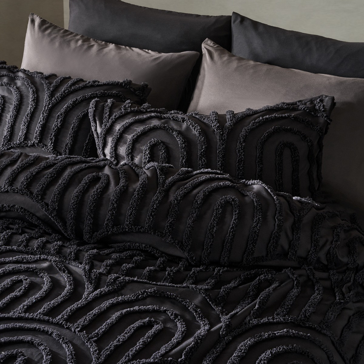 OHS Tufted Arches Duvet Cover Set, Black - Double>