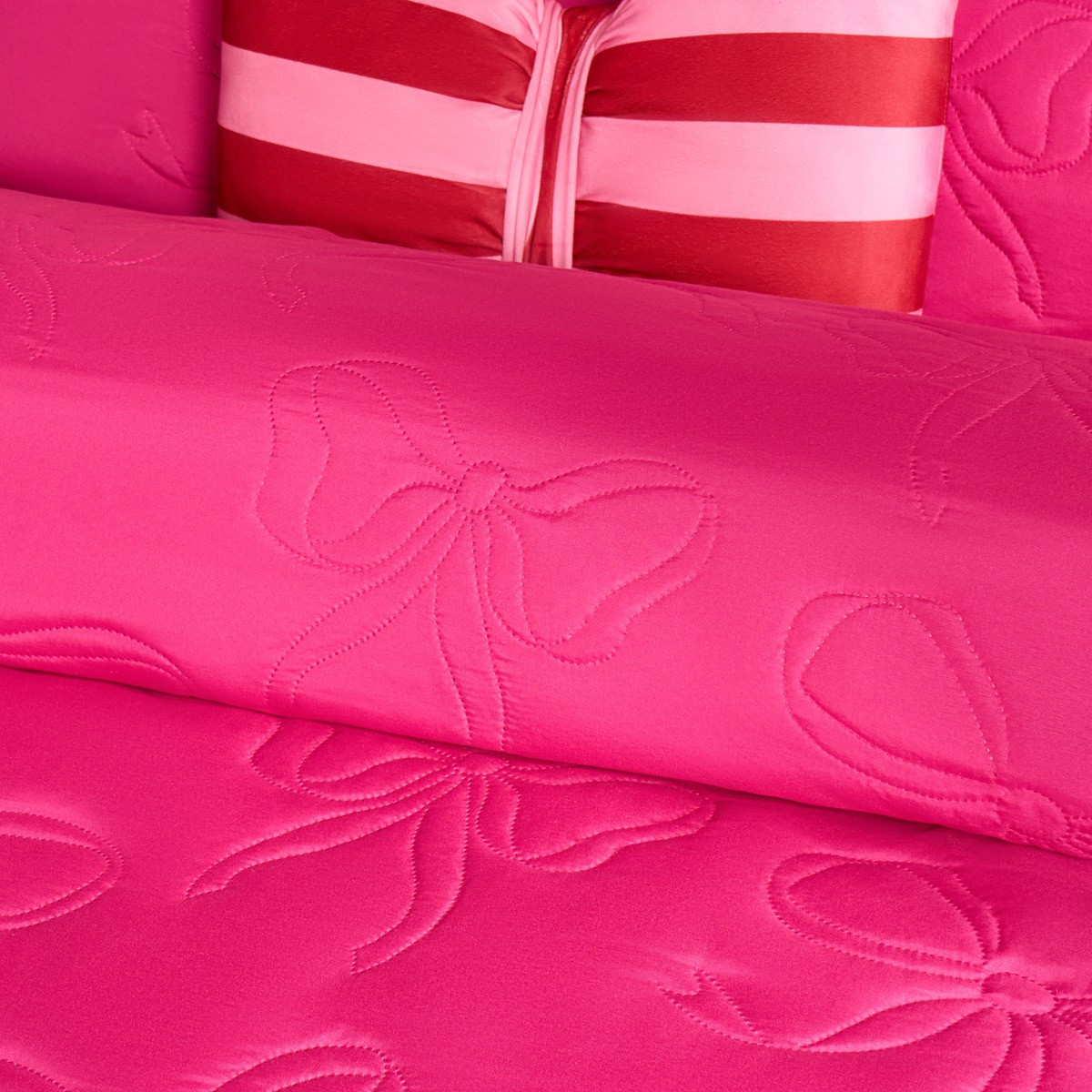 OHS Bows Quilted Duvet Set, Hot Pink - Double>