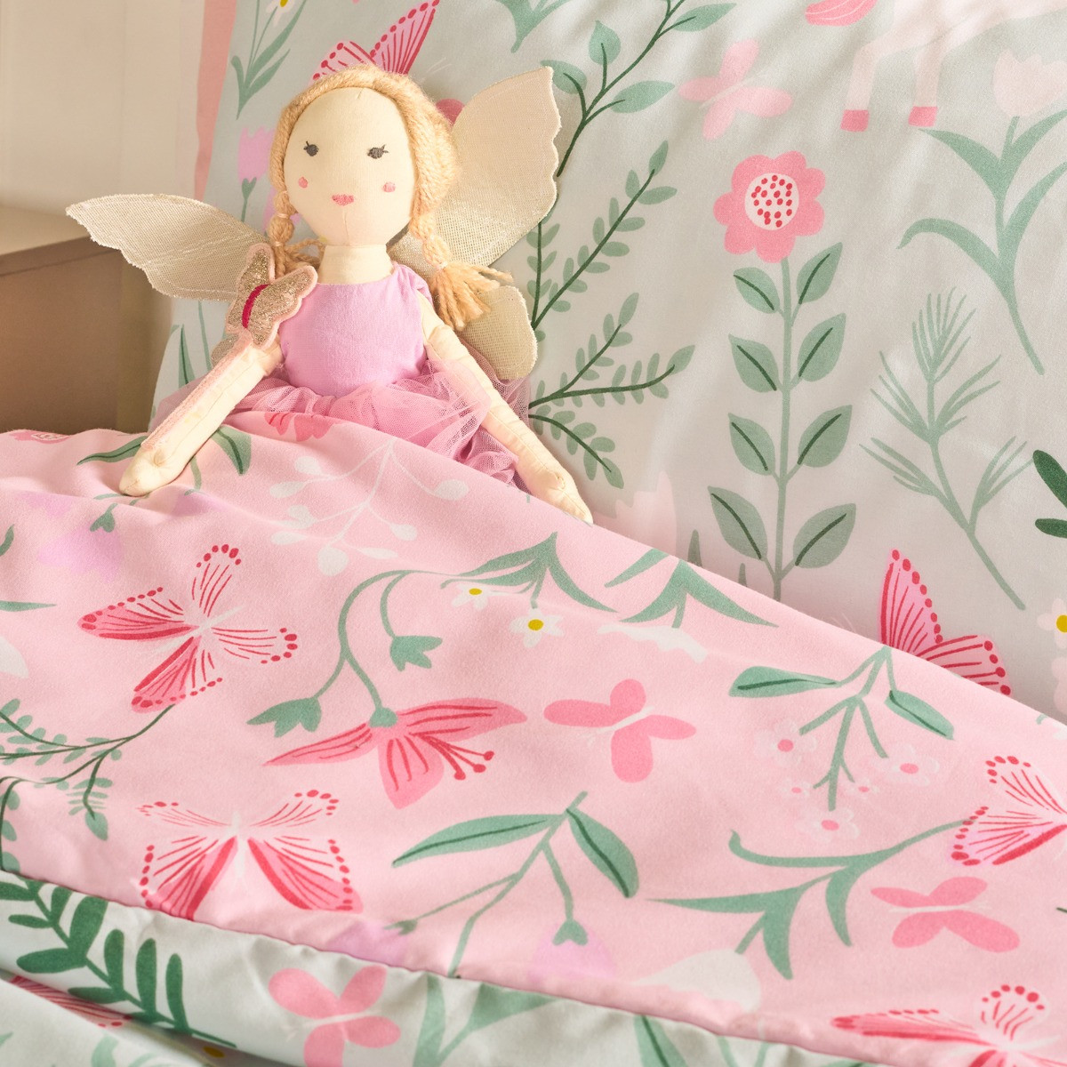 OHS Enchanted Unicorn Print Duvet Cover Set - Sage/Pink>
