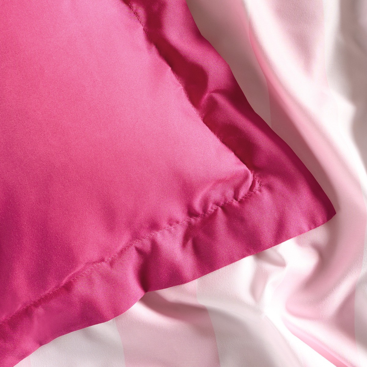 OHS Plain Dyed Oxford Pillowcases - Hot Pink>