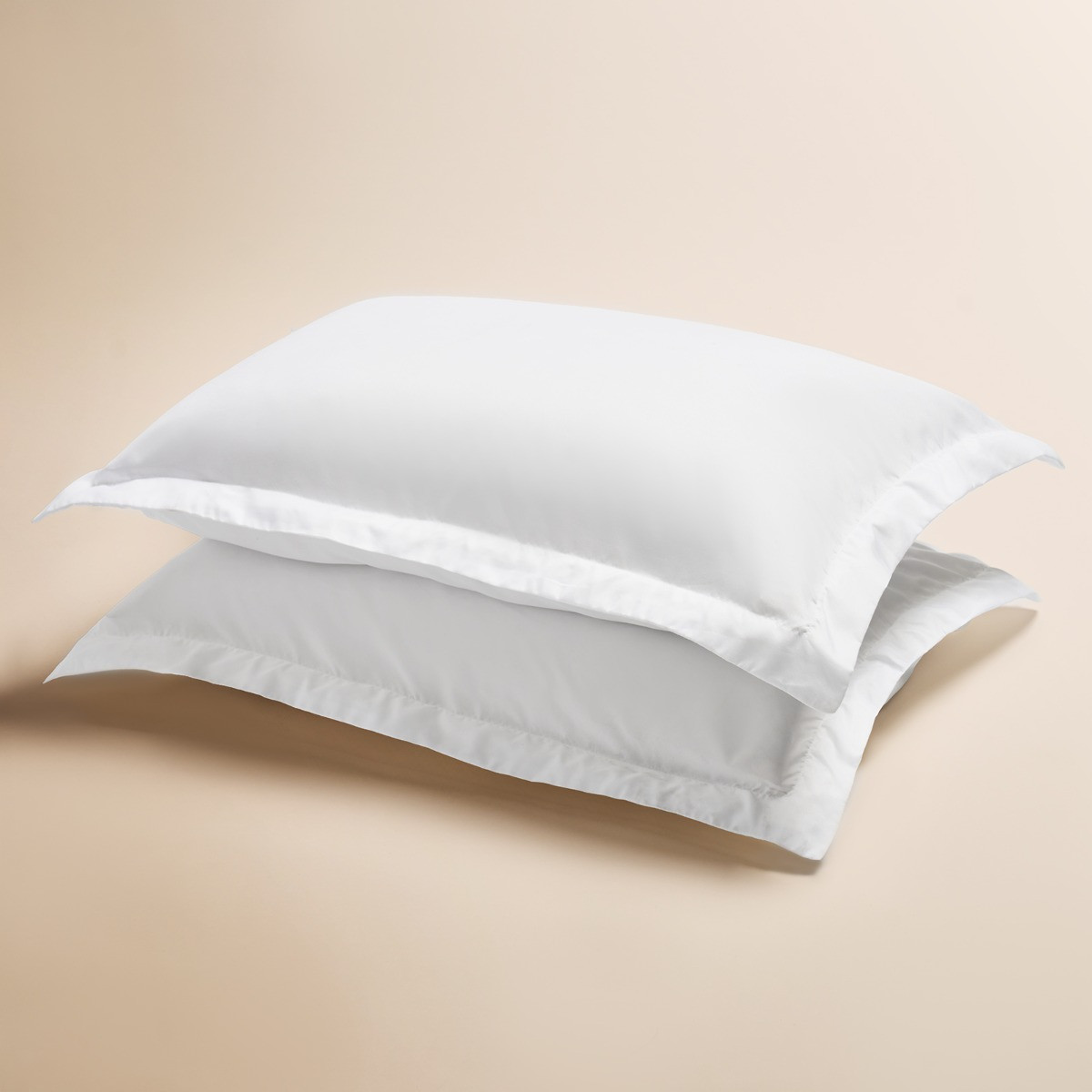 OHS Plain Dyed Oxford Pillowcases - White>