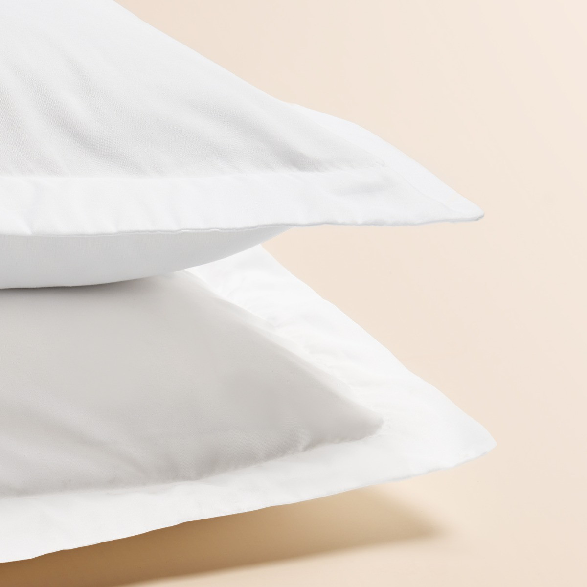 OHS Plain Dyed Oxford Pillowcases - White>