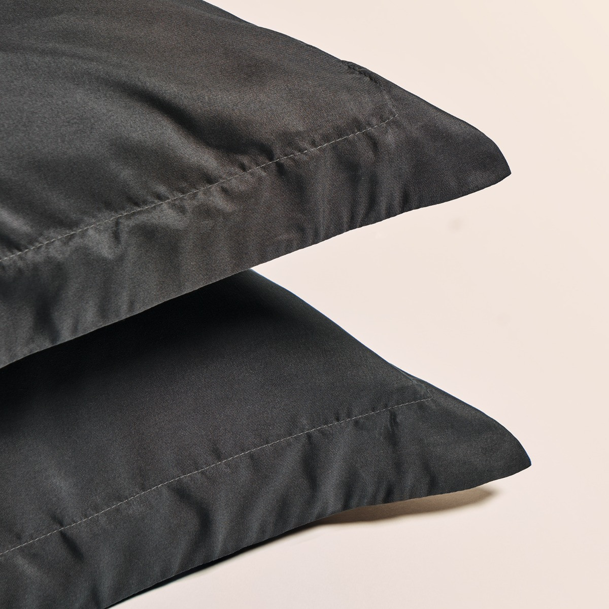 OHS Plain Dyed Oxford Pillowcases - Charcoal>