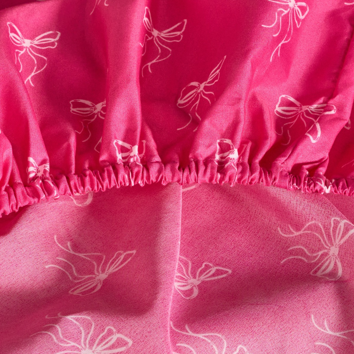 OHS Bow Print Fitted Sheet, Hot Pink - Single>