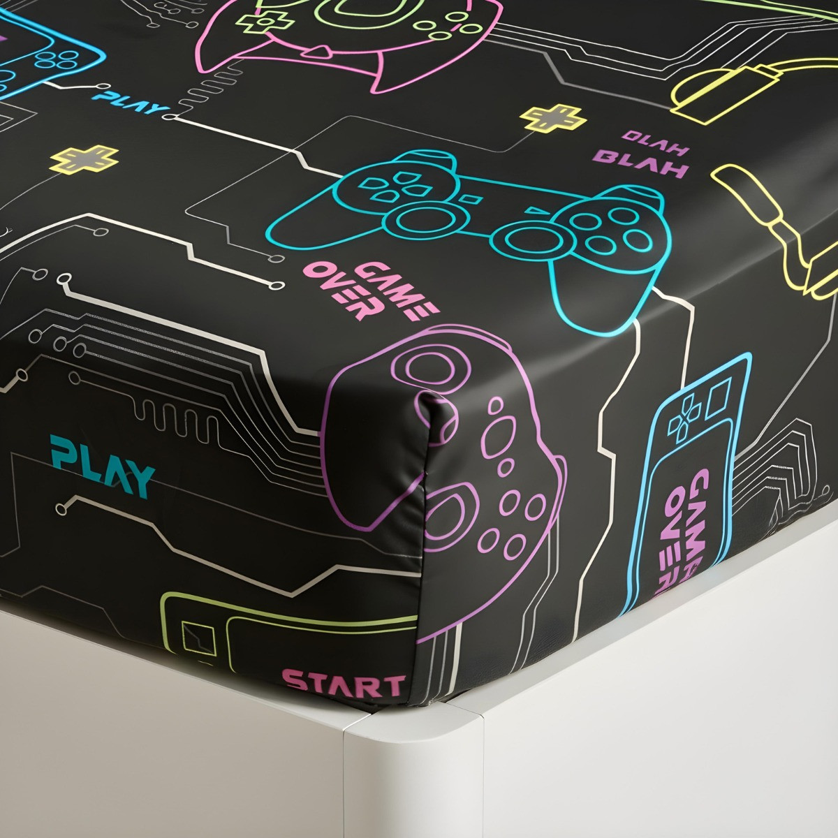 OHS Gaming Print Fitted Sheet, Black - Single>