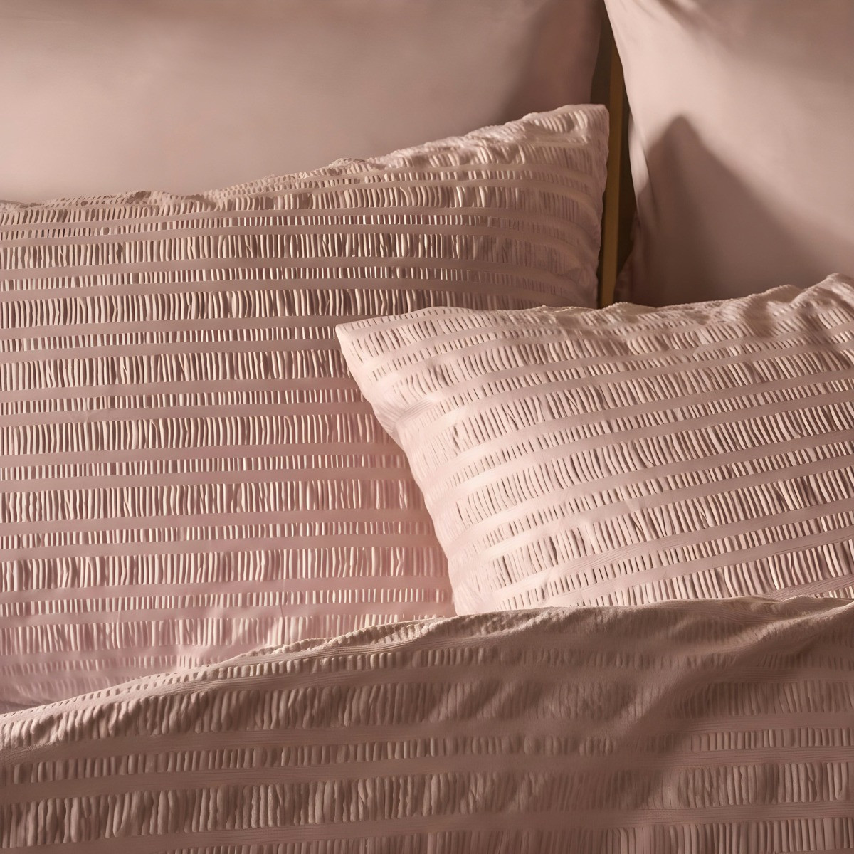 OHS Embossed Seersucker Duvet Set, Mink  - Super King>