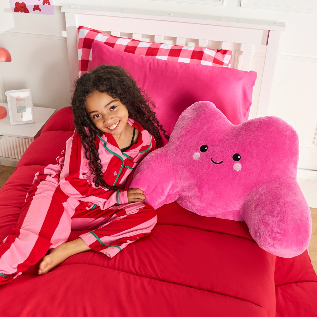 OHS Heart Cuddle Cushion - Hot Pink>