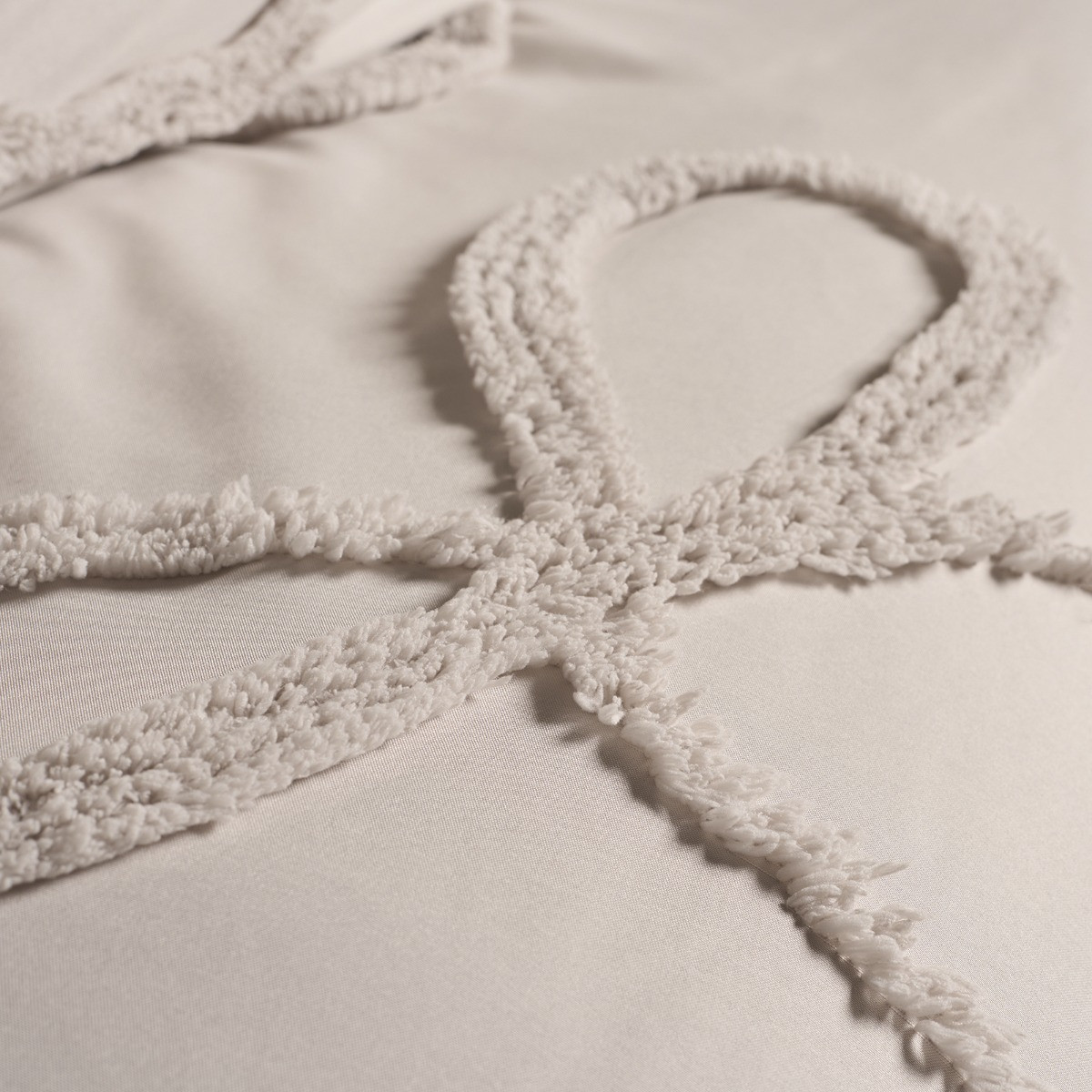 OHS Bows Tufted Duvet Cover Set - Stone>