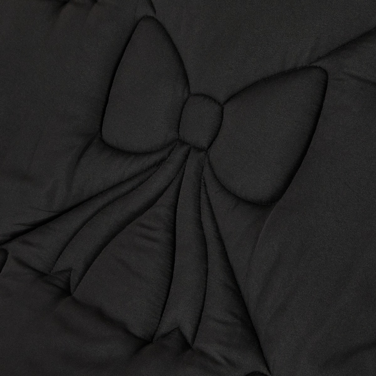 OHS Diamond Bow Quilted Coverless 7.5 Tog Duvet Set - Black>