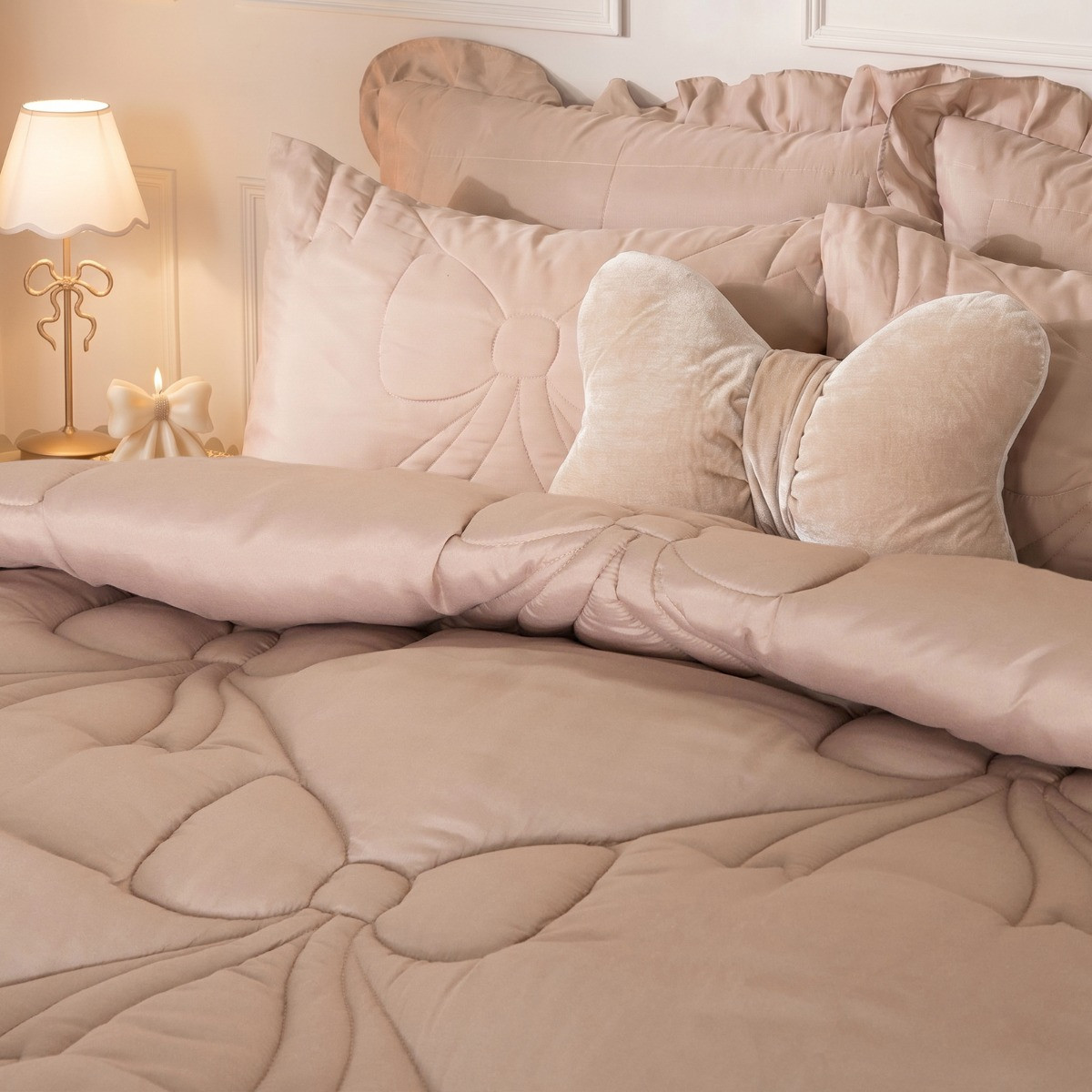 OHS Diamond Bow Quilted Coverless 7.5 Tog Duvet Set - Natural>