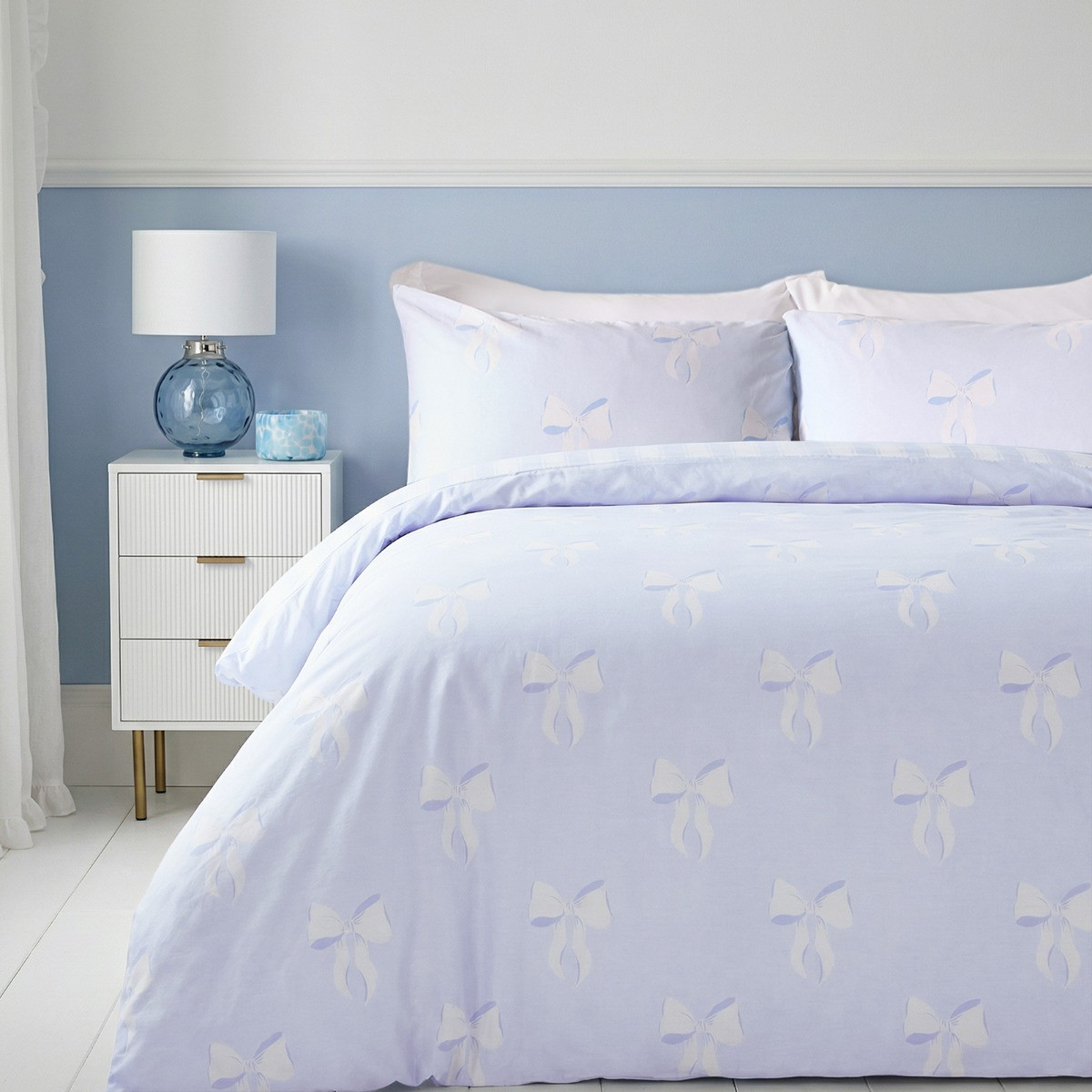 OHS Bows & Stripe Reversible Duvet Cover Set - Blue/White>