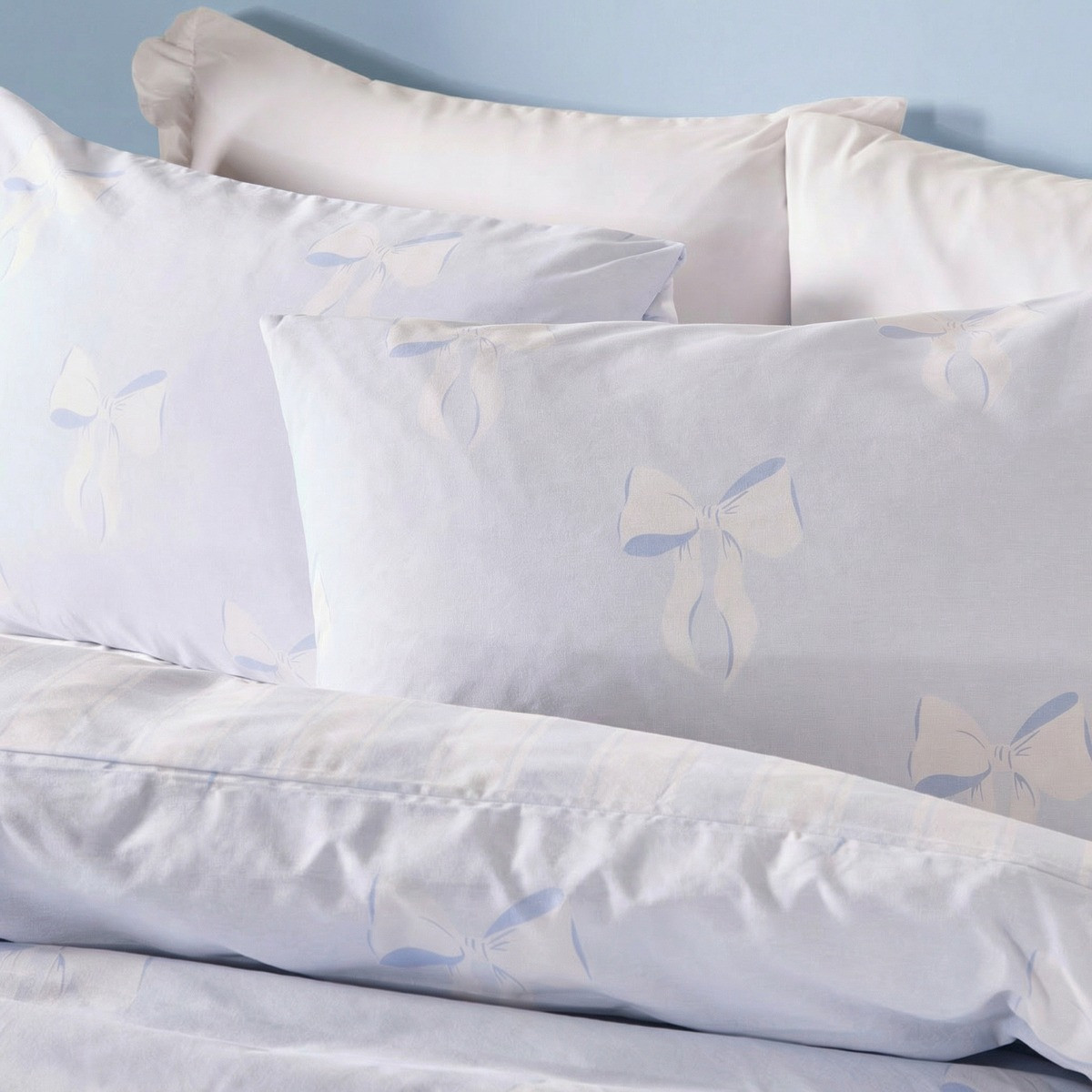 OHS Bows & Stripe Reversible Duvet Cover Set - Blue/White>