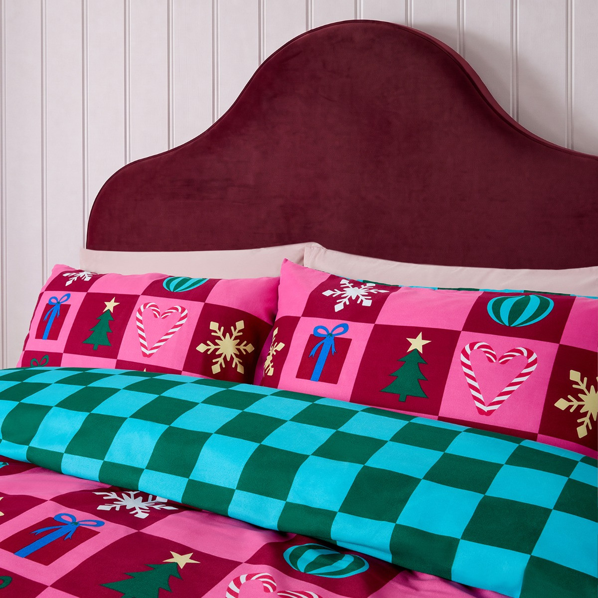 OHS Christmas Checkerboard Reversible Duvet Cover Set - Multi>