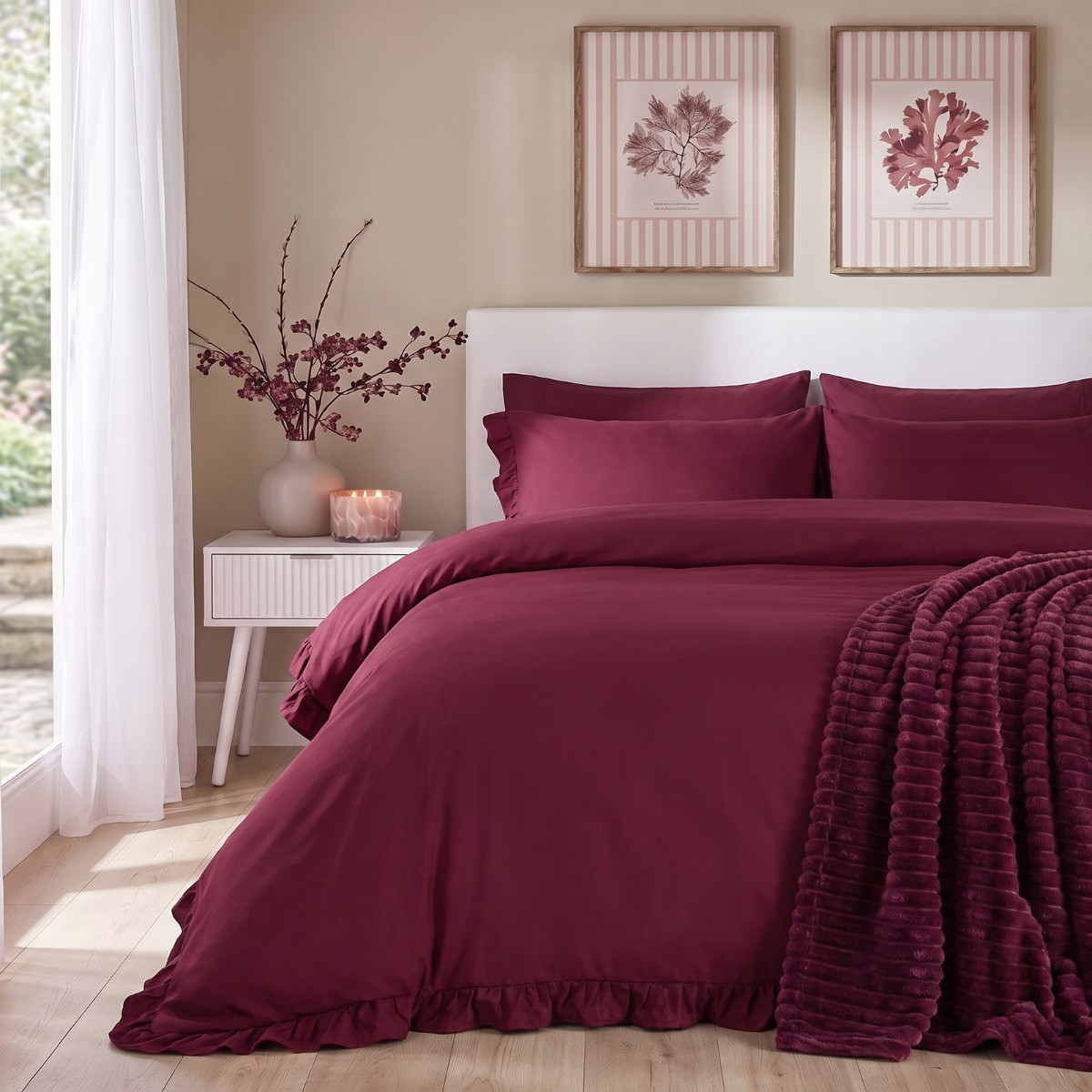 OHS Frill Edge Duvet Cover Set - Burgundy>