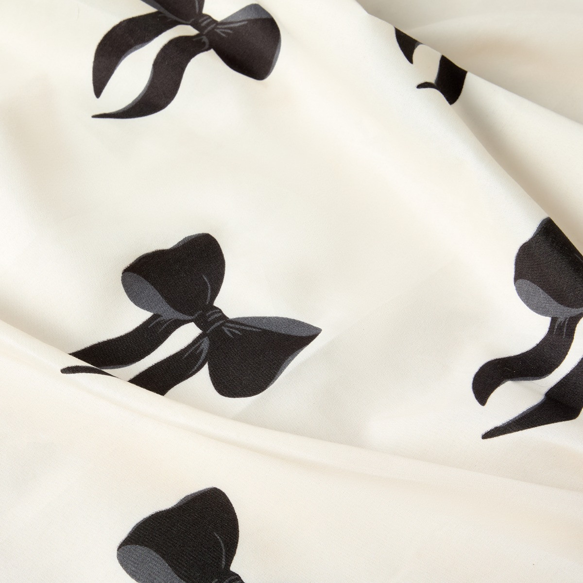 OHS Bows Print Fitted Sheet - Monochrome>