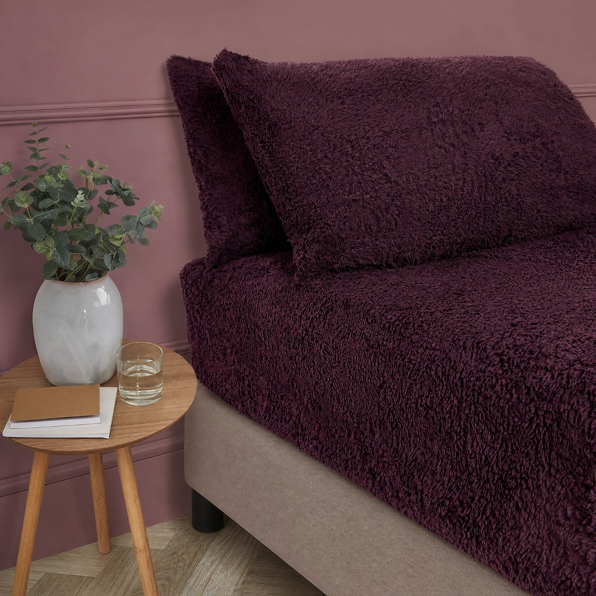 OHS Teddy Fleece Fitted Sheet - Plum>