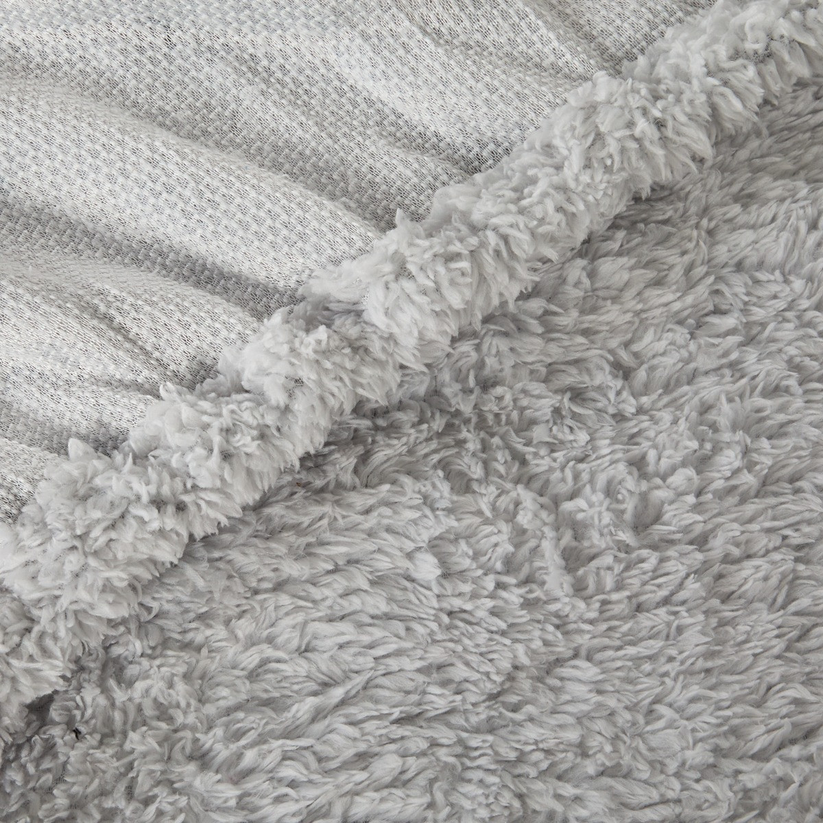 OHS Teddy Fleece Fitted Sheet - SIlver>