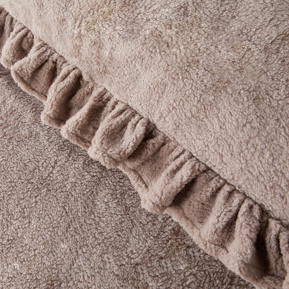 OHS Frill Teddy Duvet Cover Set - Natural>