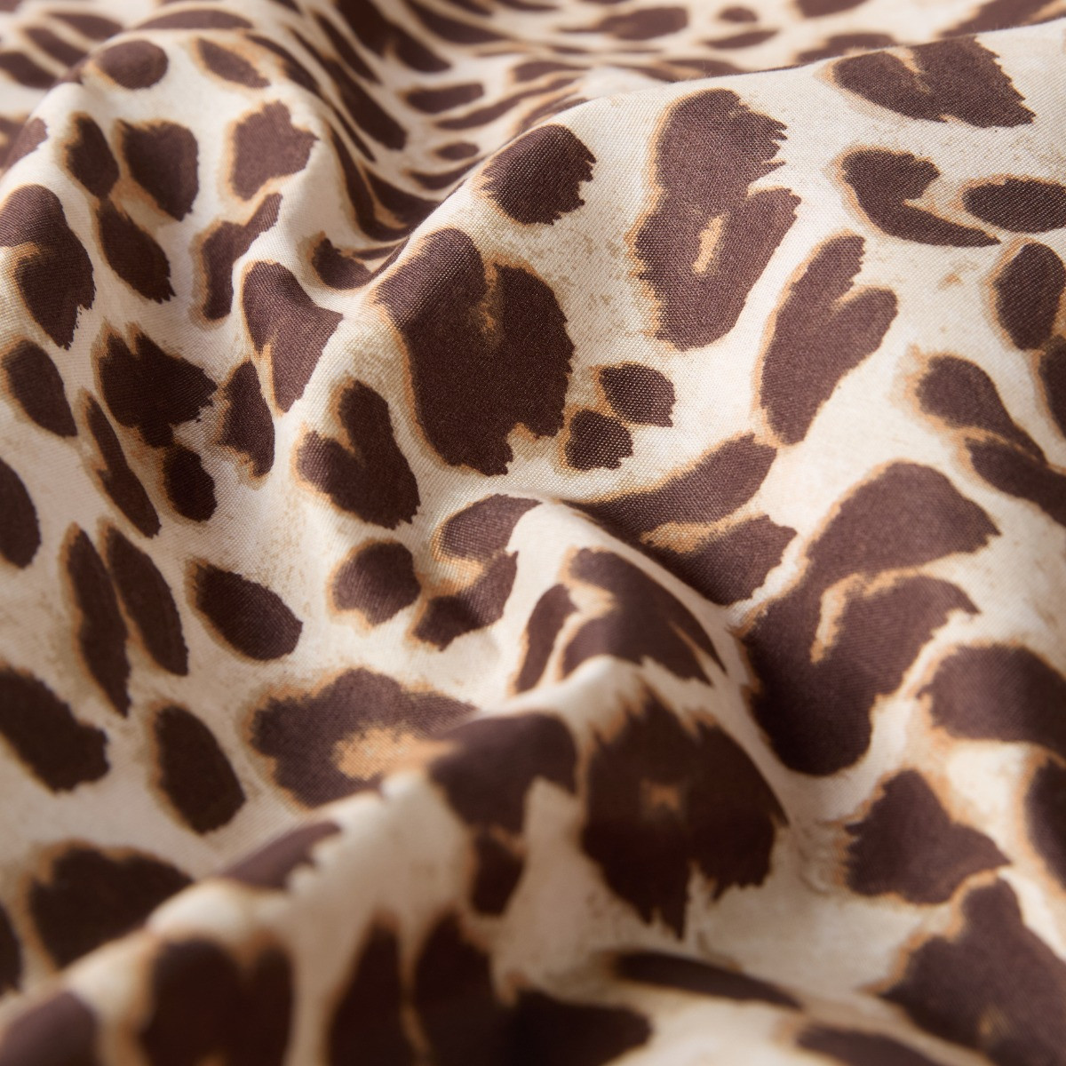 OHS Leopard Print Contrast Frill Edge Duvet Cover Set - Natural/Red>