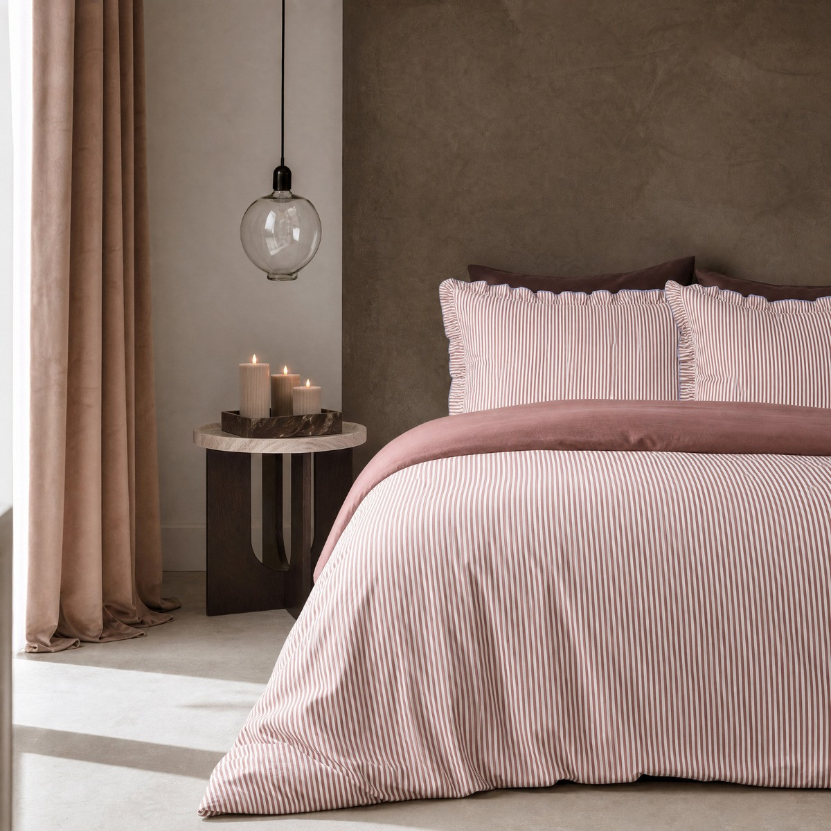 OHS Stripe Print Contrast Frill Edge Duvet Cover Set - Brown/White>